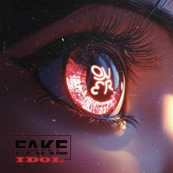 Обложка трека QWER - FAKE IDOL (가짜 아이돌) (2024)